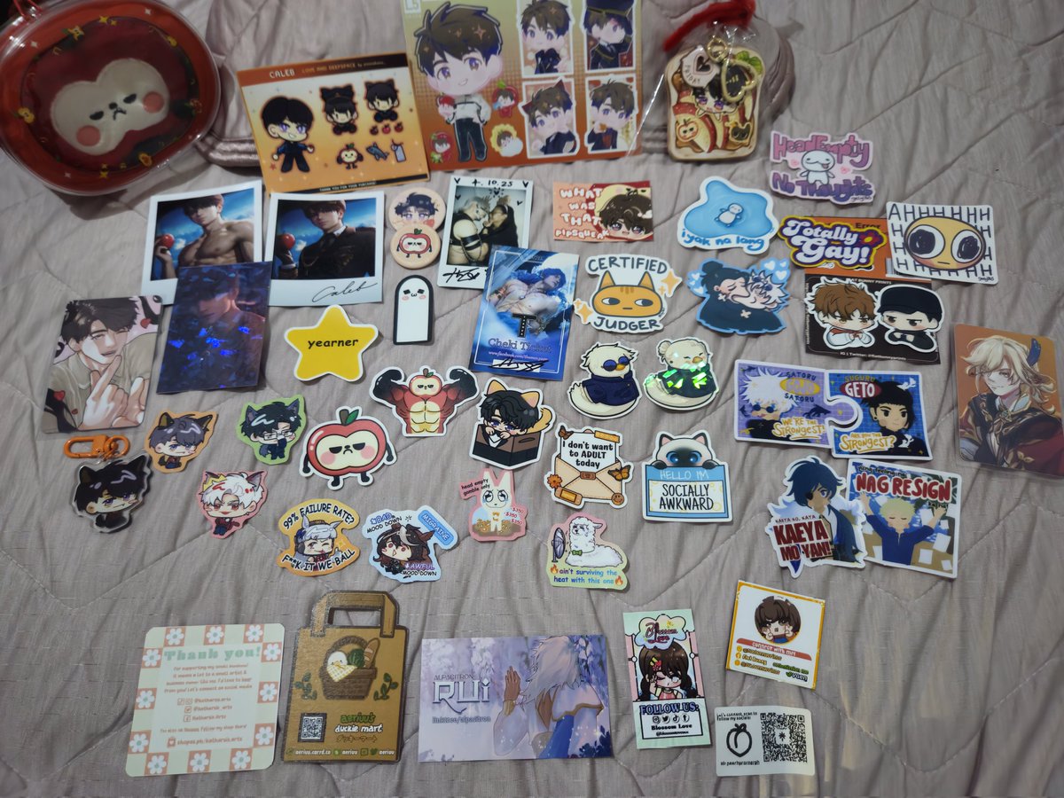 Cosmania haul!! Shoutout to <a href="/alpacitron/">rui 🍋</a> <a href="/aeriuu/">🐣aeriuu🐣 Hayop at Halaman A01 🐣</a> <a href="/Katharsis_Art/">KATH</a> <a href="/blossomlove801/">Blossom Love</a> <a href="/flatbunnyprints/">Flat Bunny 🐰 Vgen OPEN 💚</a> <a href="/GeLy765_/">GeLy 🐳 CosMatsu FK02</a> <a href="/lacelazier/">💙 Lace 💙</a> <a href="/minuhana_/">minu 🌸 | komiket bgc b6</a> <a href="/MyaoRuki/">MYAO🐈| shop grind🌷</a> for the awesome merch!! 🫶