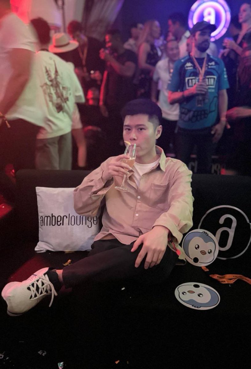 I was looking for <a href="/Waabam_eth/">Waabam 🧨</a> but it turns out he is in the $PENGU lounge