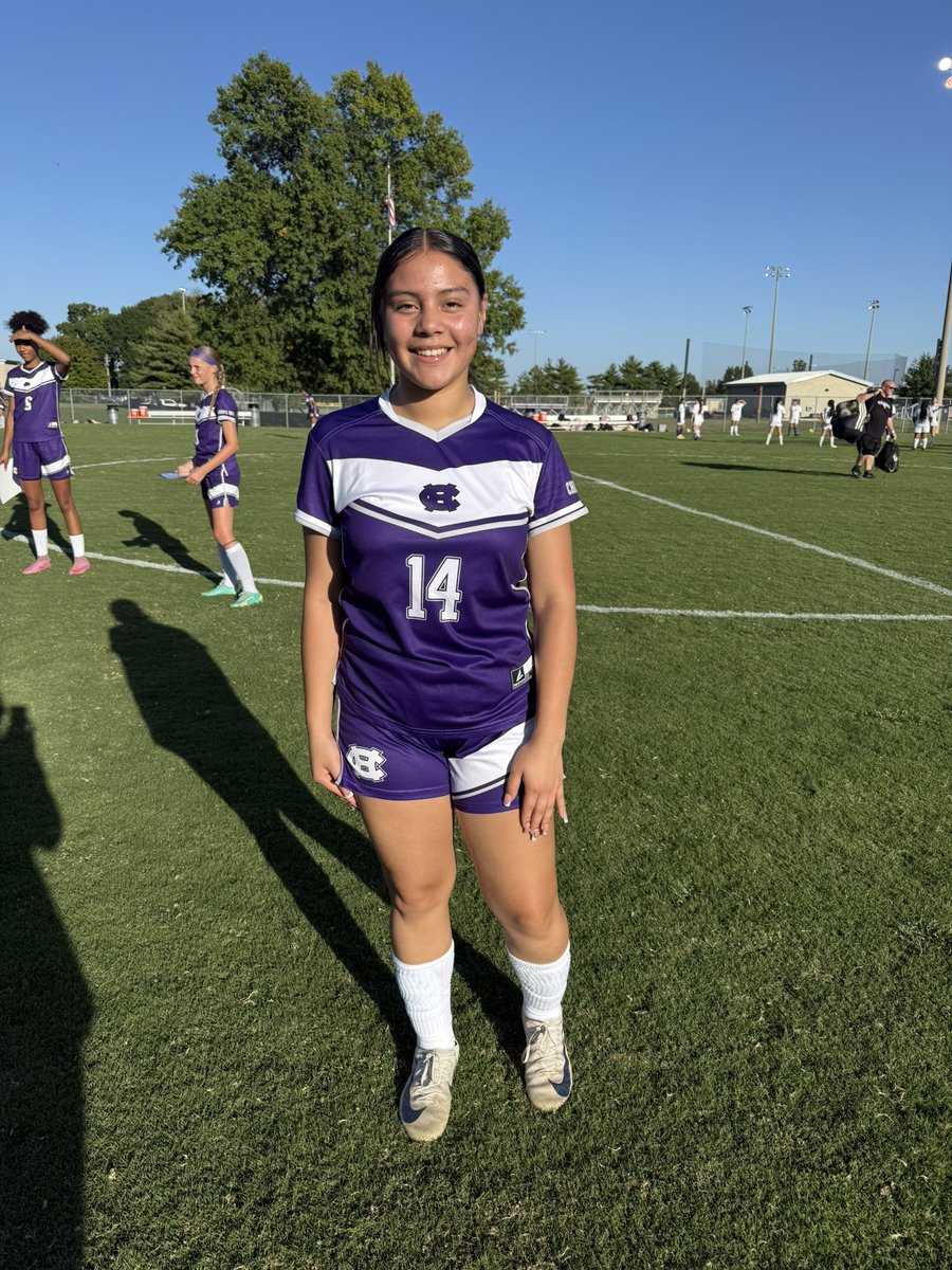 MrsWey10's tweet image. Extremely proud of this former @NorthWayneElem Panther flourishing as a leader over @CHCGiants —seeing her dominate at defense on the soccer field was a bonus! 💜🫶🏼⚽️ #WeAreWayne #ProudAP #BiggestFan