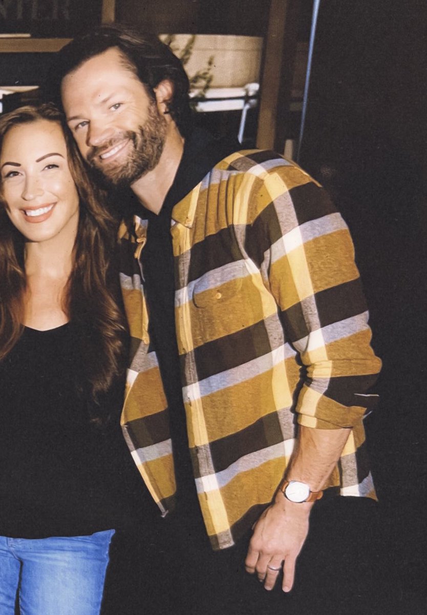 jarpadcloset's tweet image. .@jarpad Attending #SPNPhilly on Saturday, October 4th 2025.
He’s wearing a #FarAField Larry Shirt in “Yellow”. It sells for £95.00