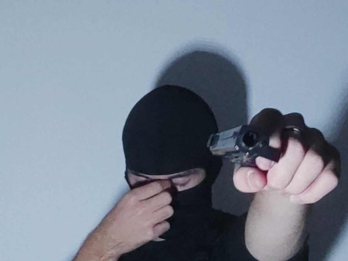 vex2or's tweet photo. Something random...
#maskedman #balaclava #military https://t.co/0YiAlO1Z9C