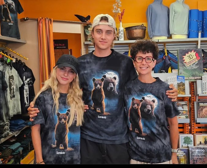 SplitPea21UK's tweet photo. #Palladium #RachelZegler #hungergames #balladofsongbirdsandsnakes
Just seen Rachel Zegler at Loneon palladium and to the lady wearing the iconic bear top I loved your outfit!!! https://t.co/yp8NVQay3p