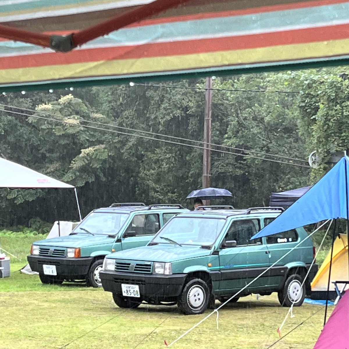 pandarino_ec's tweet image. 秋のパンダリーノ2025、ご参加ありがとうございました！雨の2日間でしたが35台のパンダたちが集まり楽しく過ごしました。たくさんのお土産や差入れ、カンパもいただき感謝ですm(_ _)m
#パンダリーノ #pandarino #フィアットパンダ #fiatpanda #フィアット #fiat #ウッディパル余呉