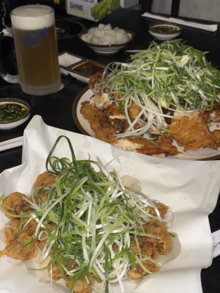 치킨의 근본은 파닭. . .