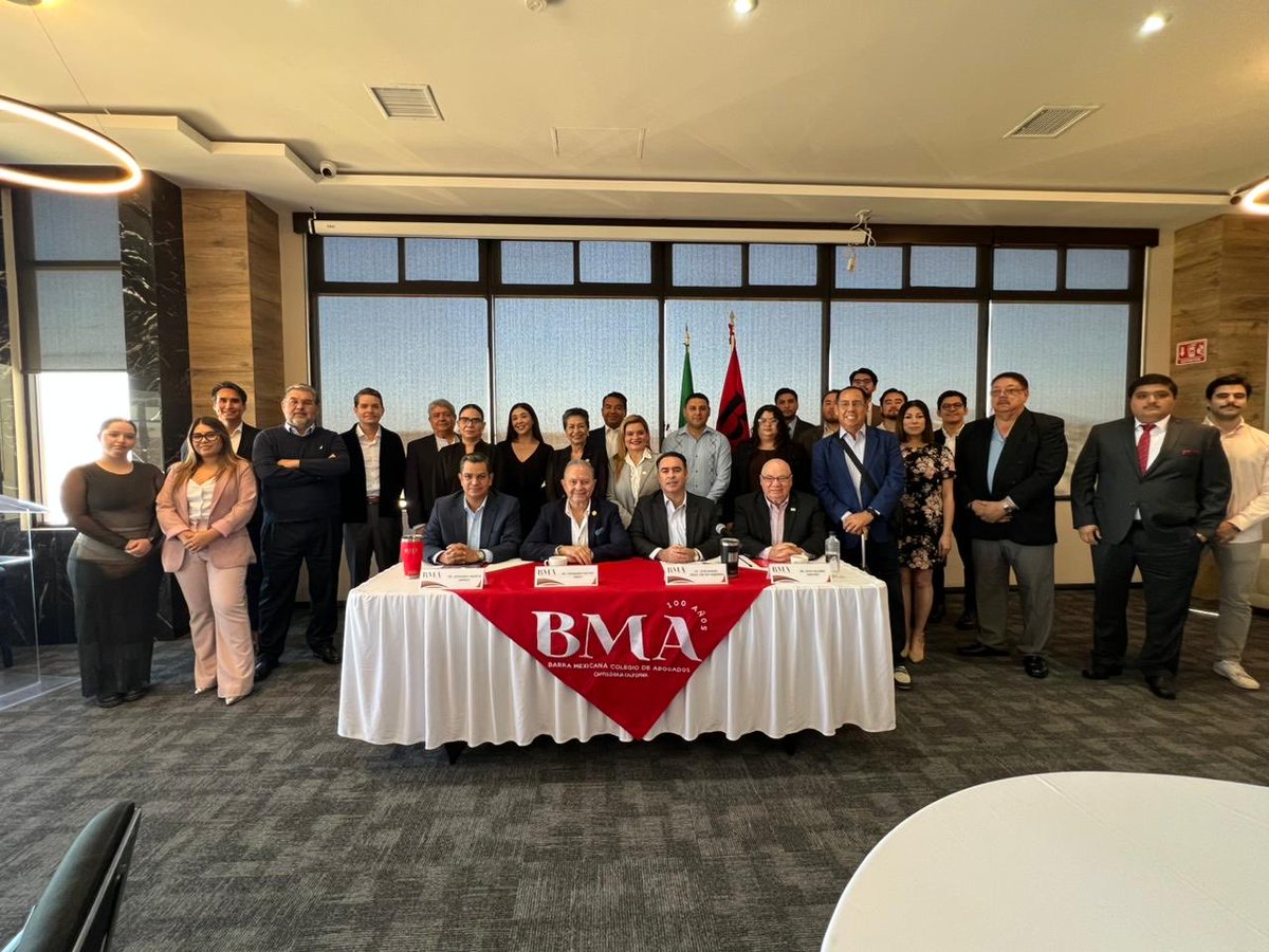 El día de ayer y en el marco de la sesión organizada por la <a href="/BMA_BC/">Barra Mexicana de Abogados, Capítulo BC</a> se llevó a cabo el “Foro de análisis de la reforma a la Ley de Amparo”, en el cual nos acompañó el Diputado <a href="/Castrotrentimx/">Fernando Jorge Castro Trenti</a>, a quien le agradecemos su apertura y disposición para escuchar nuestras observaciones