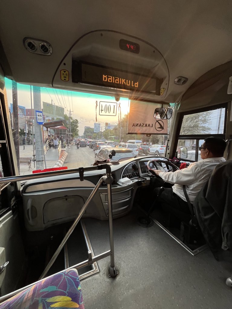 Transport for Semarang tweet media