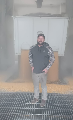 FarmCoopElevCo's tweet photo. Gordon's first load of #harvest2025 #corn from Eric and Troy Roth. https://t.co/hbgc9Q5bIy