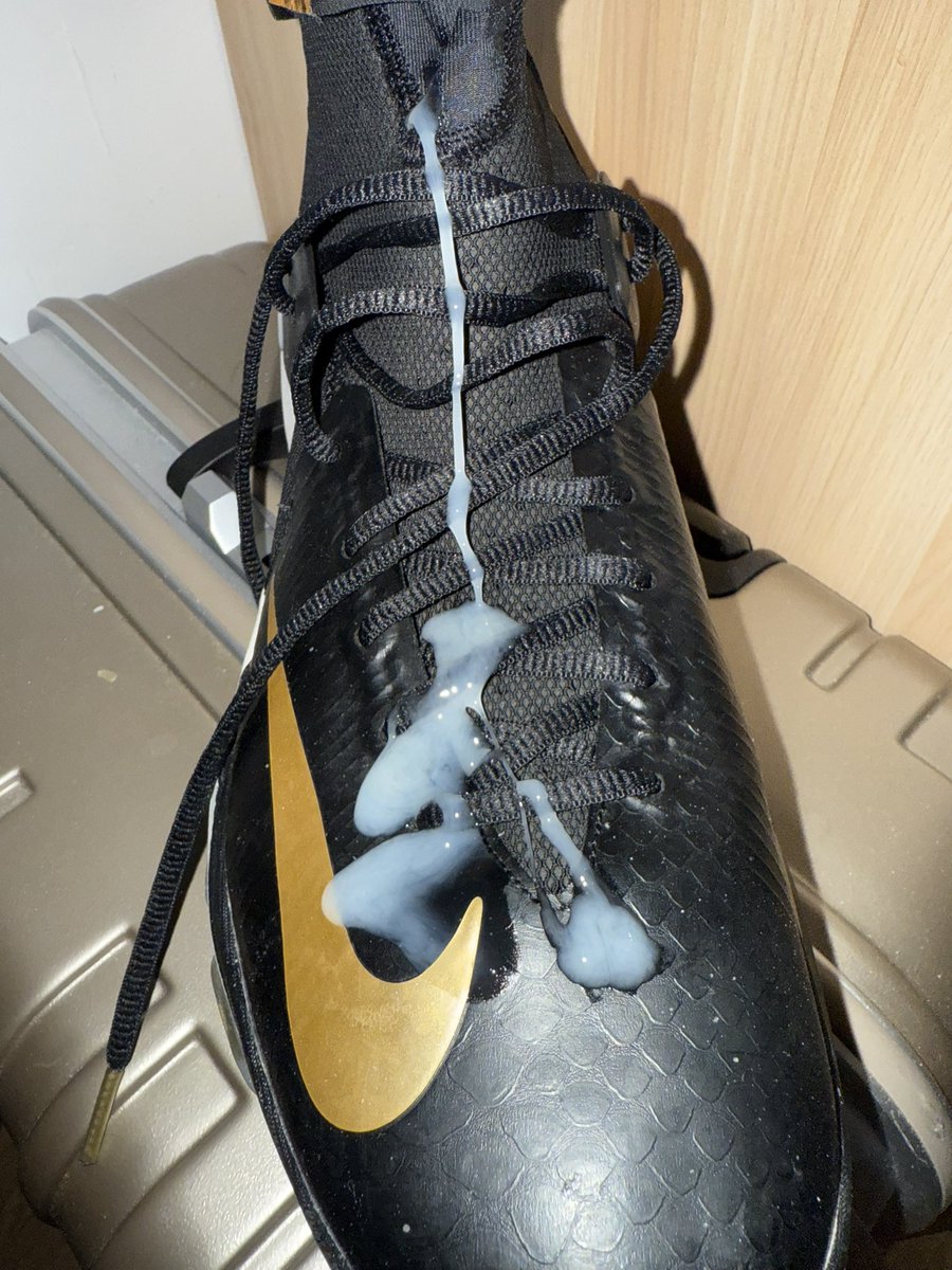 devil_snkrs tweet media