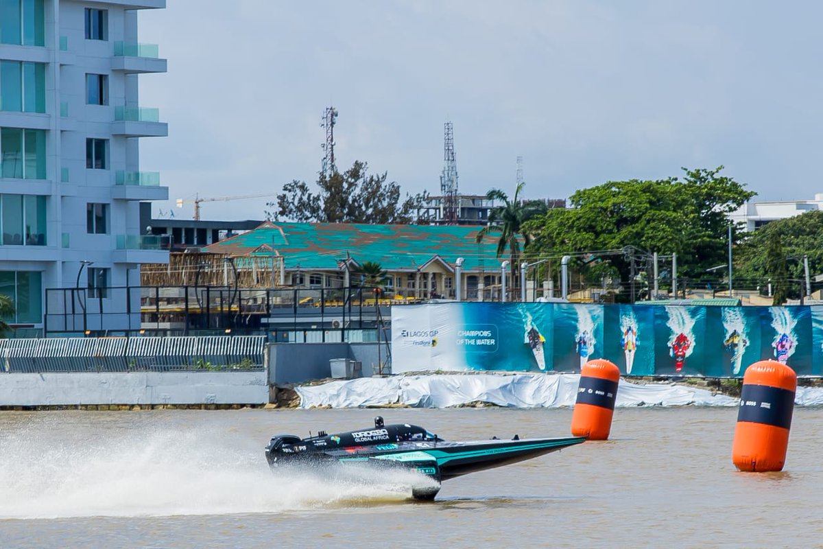 abdullahayofel's tweet photo. Africa’s first all-electric boat Grand Prix reaches its finale today in Lagos....This is Lagos, Nigeria 🇳🇬 #FirstBankE1Finale https://t.co/237Xmr0L0E