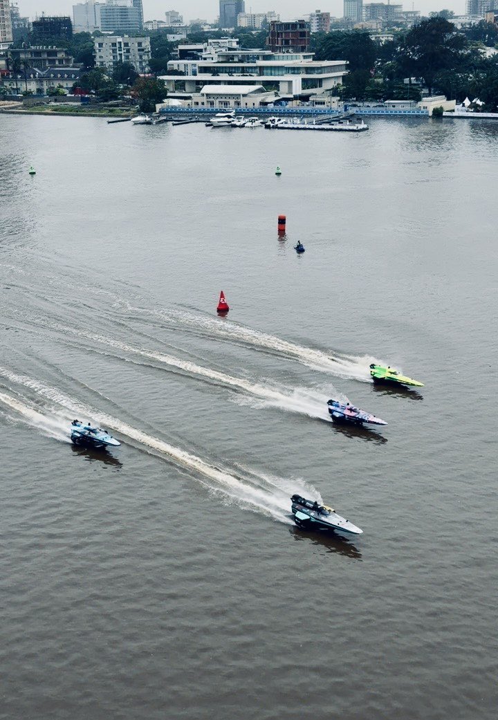 abdullahayofel's tweet photo. Africa’s first all-electric boat Grand Prix reaches its finale today in Lagos....This is Lagos, Nigeria 🇳🇬 #FirstBankE1Finale https://t.co/237Xmr0L0E
