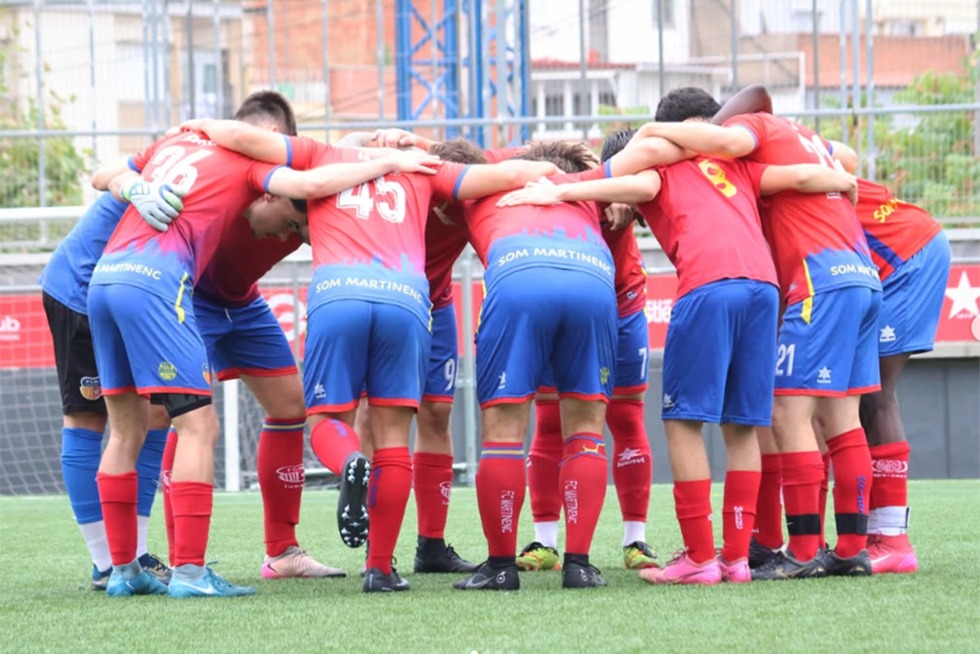 ⏱️ FINAL! 

⚔️ Filial Masculí 4-0 <a href="/APAPobleSec/">CE APA POBLE-SEC</a> B
⚽️ Raúl, Ousman (2) i Marc

📝 Nova victòria que ens manté al capdavant de la #4cat19, amb ple de punts fins ara.

🎉 Enhorabona, EQUIP!

[📷  Marcos Castillo]

#SomMartinenc #futbolcat