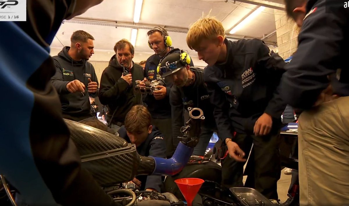 heroes from the shadow :