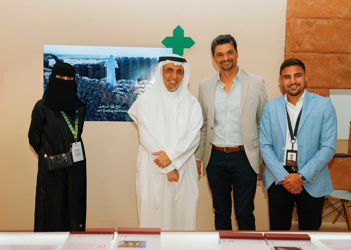 سعدنا بزيارة سعادة الدكتور جاسر الحربش، الرئيس التنفيذي لهيئة التراث
<a href="/CEOHeritageksa/">د.جاسر بن سليمان الحربش</a> <a href="/MOCHeritage/">هيئة التراث</a>، لجناح شركة عبدالله القاضي للاستشارات ضمن حدث #أسبوع_الترميم_الدولي
زيارة نعتز بها، تمثّل تقديرًا للجهود في صون التاريخ وبناء المستقبل. 

#عبدالله_القاضي_للاستشارات