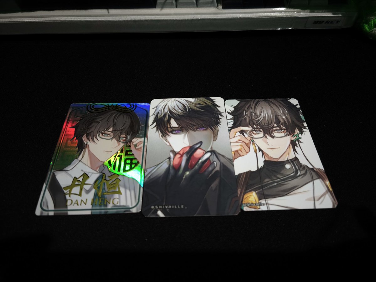 <a href="/_cloudrabbit/">´ᾥ`●くも|CMS open🍑✨CosmatsuFE04</a> <a href="/Lemomoriin/">Momoriin | VGEN COMMISSIONS OPEN</a> <a href="/starrywhitewall/">★ Nix ★ 💥🥦 ☀️🍷</a> <a href="/okaeroeru/">Roeru 🐙✨</a> <a href="/artamiest/">ami 🍉</a> <a href="/misawkward/">jeni 🌻🌷</a> <a href="/Despuntater/">Despuntater 🛌 @ AICon A21</a> <a href="/aki_miyaozu/">Aki Miyaozu 🔸👁️ busy!</a> <a href="/yankasmiles/">yanka Ψ(⊙ v ⊙Ψ)</a> <a href="/ElieKonkon/">konkon 🌸 cms ongoing 🌸</a> <a href="/Enkiriin/">Enki 🌌✨</a> <a href="/hakakamiiii/">ハKamii🌱Comms</a> <a href="/shizuart179226/">shizu🎲</a> <a href="/h3st19aa/">hestia | slight hiatus till April/May</a> <a href="/Rierru/">🌸Rie</a> <a href="/SharkTuna/">Jam (same @ on 🦋)</a> <a href="/angelelisha_art/">AngelElisha</a> <a href="/BRWLVS/">BEER</a> <a href="/MyaoRuki/">MYAO🐈| shop grind🌷</a> Artists:
<a href="/nandemocreative/">cesca ✨ ORV cards shipping</a> 
<a href="/3soUr0we/">あわわ</a> 
<a href="/KiryuuArt/">Kiryuu 🍳</a>
<a href="/shivaille_/">SV_🍁</a>