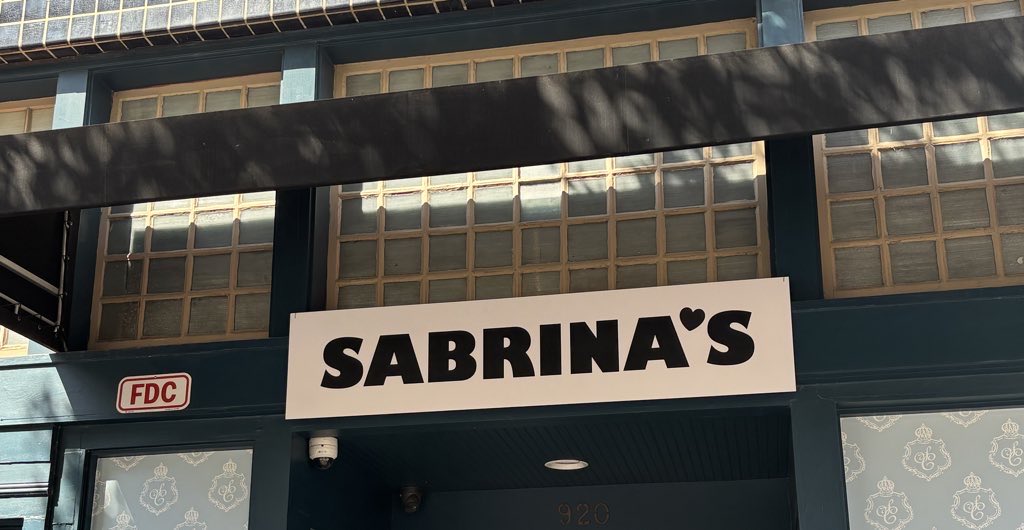 makemejunosc's tweet image. had the time of my life @TeamSabrina