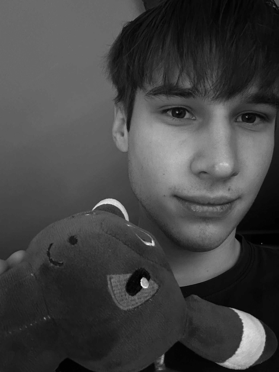 PILNE !!

Ten użytkownik dzisiaj brał zimny prysznic i zmarzł