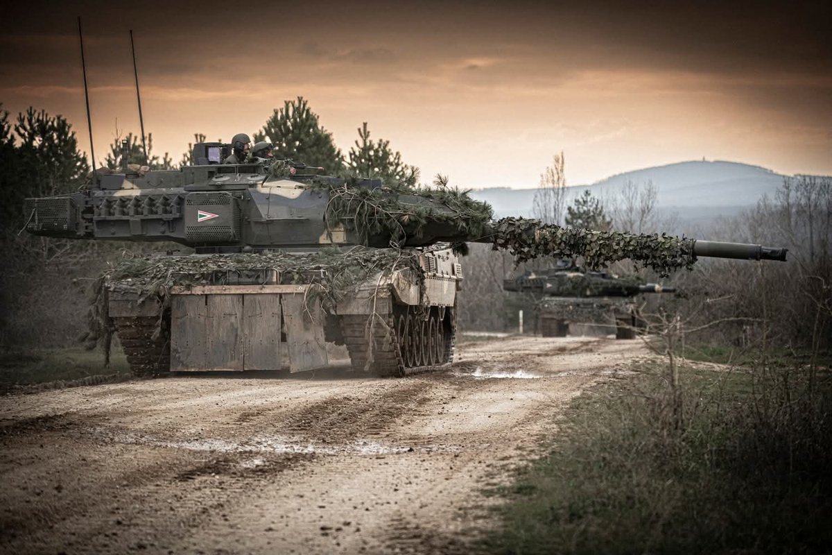 Danny_elMayor's tweet image. Photo Thread.

Hungarian Armor 🇭🇺.

Sources: Honvedelem Hu and Magyar Honvesdeg.

Leopard 2A7HU

⬇️1/x