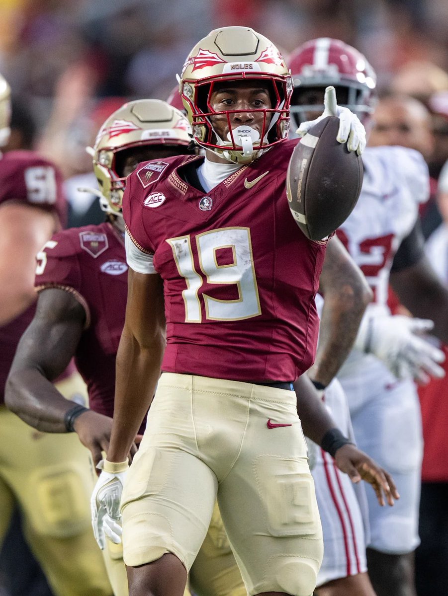 #Agtg Blessed to Receive a(n) offer from Florida State University #gonoles❤️<a href="/_DJDaniels/">DJ Daniels</a> <a href="/CoachGWright/">Greg Wright</a> <a href="/TWolves843/">Timberland Wolves Football!</a> <a href="/Coach_AcWhaley/">A.C. Whaley</a> <a href="/AveiusD/">Coach Darby</a> <a href="/TomLoy247/">Tom Loy</a> <a href="/ChadSimmons_/">ChadSimmons</a> <a href="/247recruiting/">247Sports Recruiting</a> <a href="/adamgorney/">Adam Gorney</a>