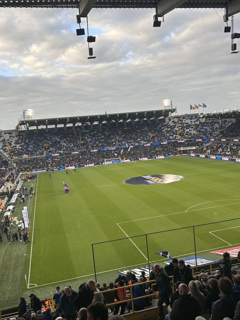 bartvanbelle's tweet image. Klaar voor 90 minuten Union-bal #cluusg