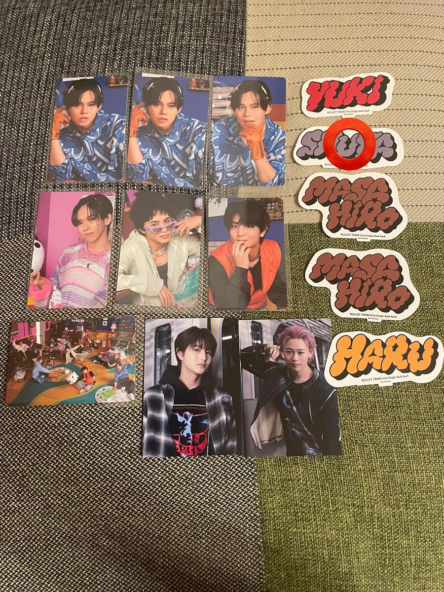 nyapsa_'s tweet photo. @ksmasrt48 検索から失礼致します。
⭕️の付けたものと🔢の物でどれか交換出来るものはありますでしょうか？？
また、主様の他ポストにもあります2.3.4枚目画像の物も求めております。当方のポストに貼ってあるものでしたらどれでも交換可能です！
検討よろしくお願い致します。 https://t.co/mpjRYaYkbV