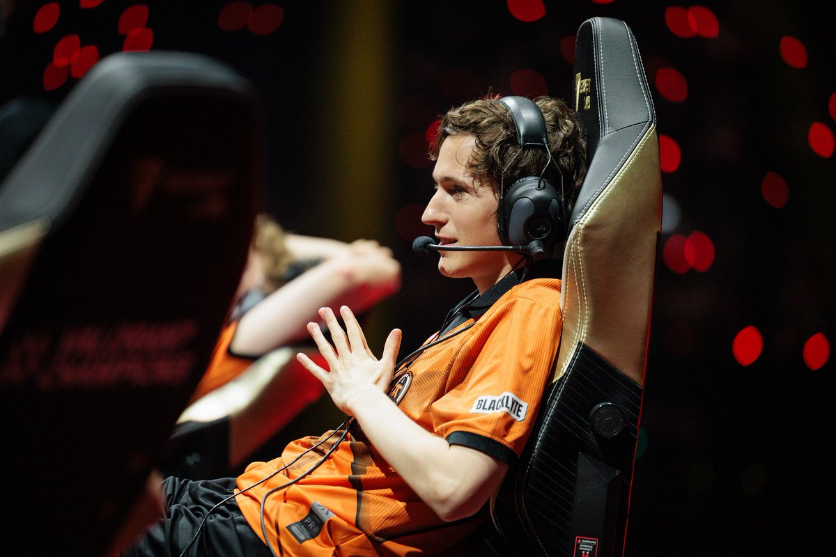 boaster please don't retire i won't feel normal