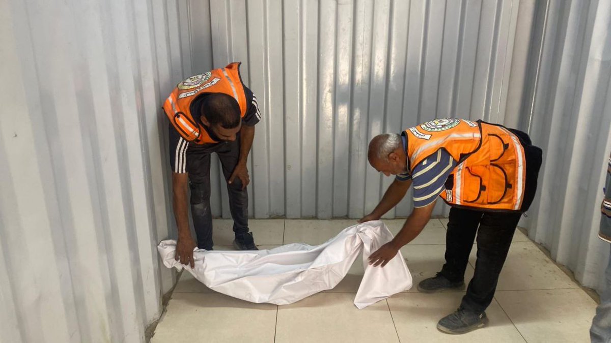 🟥 Gaza 24-Hour Update | Part 4
Sources: Journalists from Gaza on the ground

🔳 Gaza
▪️ The Government Media Office reports catastrophic destruction: over 90 percent of Gaza’s infrastructure has been obliterated in just two years.
▪️ More than 80 percent of the land is now under