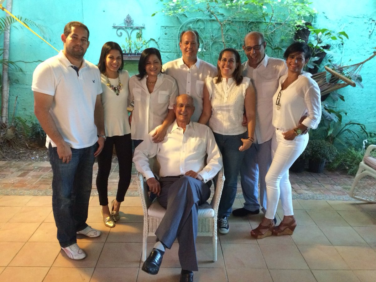 Hamlet Hermann M tweet media