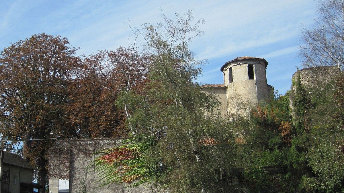 À voir : Ces 4 sites historiques d’Ariège révèlent toute leur beauté en automne 🍂 buff.ly/EmtcMbt #Ariège #Occitanie #Tourisme