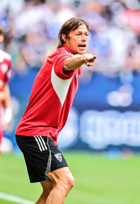 Se llama Matías Jesús Almeyda y es el auténtico culpable de habernos devuelto la ilusión a todos los Sevillistas…!!! ❤️🤍❤️🤍❤️🤍❤️🤍❤️🤍❤️🤍❤️🤍❤️🤍❤️🤍❤️