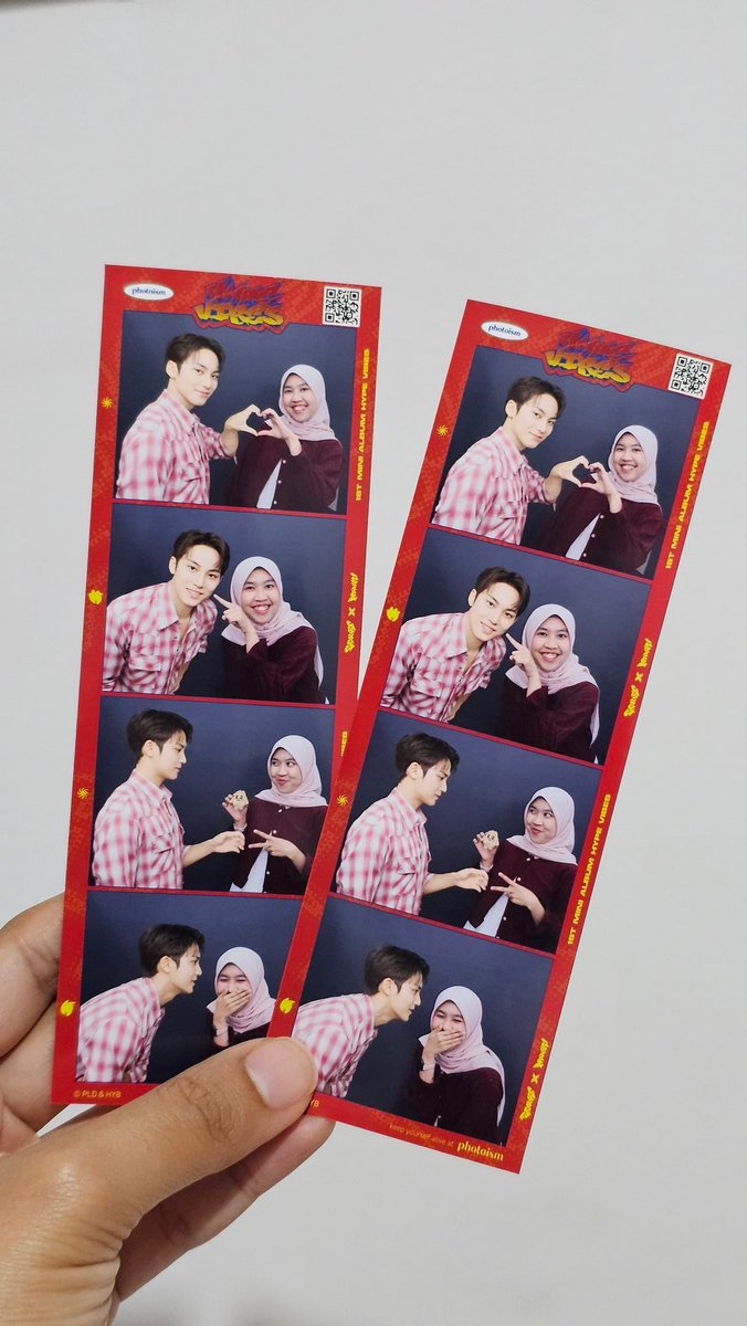 afinafinar's tweet photo. Ngedate 80 detik sama si mingyu mingyu ini lagi 🩷🩵💎🥰
#MINGYU #SEVENTEEN #CxM_HYPEVIBES https://t.co/WeoALp93GX