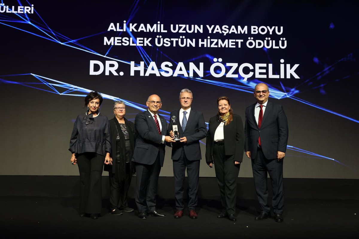 Ali Kamil Uzun Yaşam Boyu Meslek Üstün Hizmet Ödülü

Türkiye İç Denetim Enstitüsü (TİDE) tarafından verilen Ali Kamil Uzun Yaşam Boyu Meslek Üstün Hizmet Ödülü, bu yıl Kamu Gözetimi, Muhasebe ve Denetim Standartları Kurumu Başkanı Sn. Dr. Hasan Özçelik’e takdim edilmiştir.