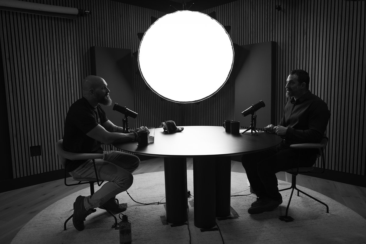 scicomm's tweet image. Tomorrow’s Huberman Lab episode is with DJ Shipley, a retired U.S. Navy SEAL and co-founder of @GBRSGroup. @hubermanlab and DJ discuss tools for building mental strength, the importance of routine, the interplay between physical training and mental health, the use of Ibogaine +…