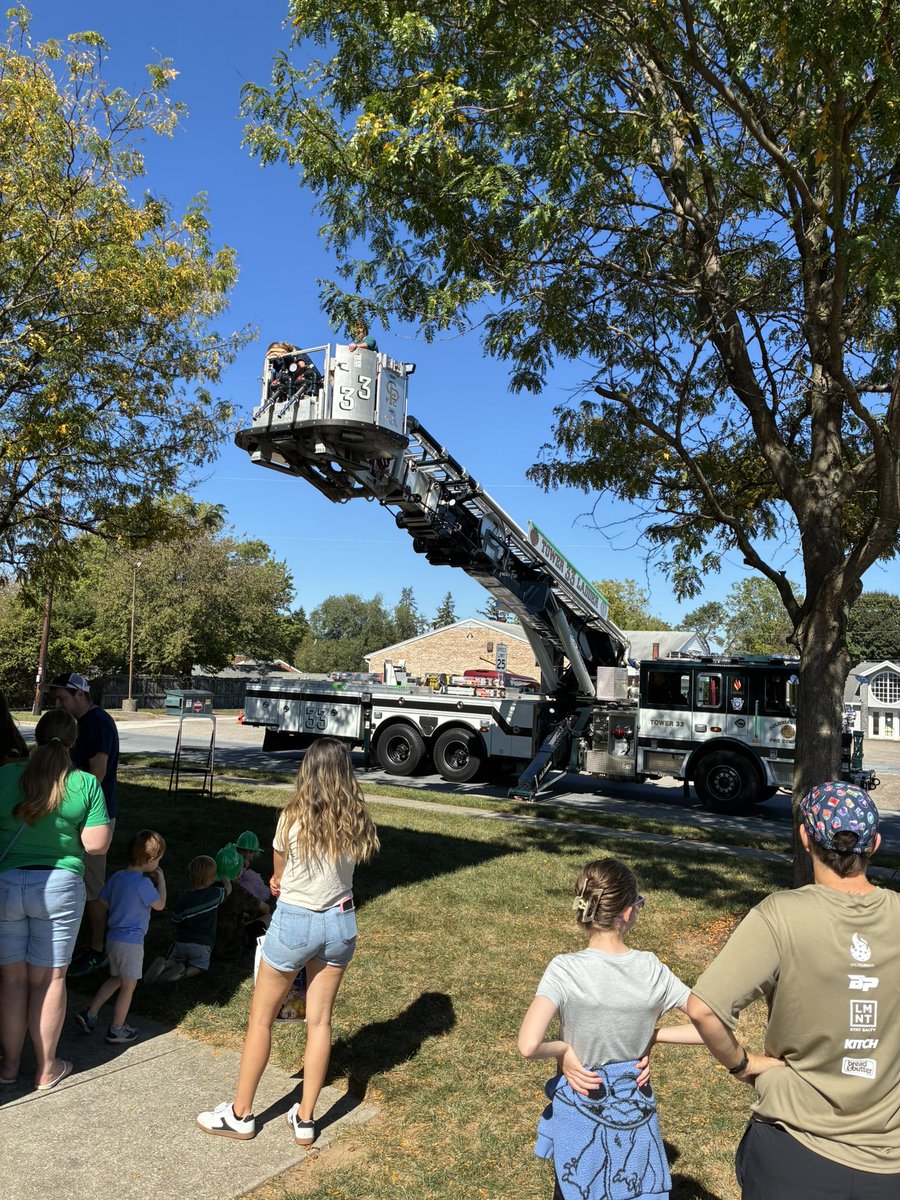RepJFleming's tweet image. Thanks to Chief Fogg and the Colonial Park Fire Co. #1 for hosting an amazing open house! They offer free food, drinks, face painting, a chance for kids to use a mini hose to put out a “house fire,” and more. It’s a pleasure to participate every year!
