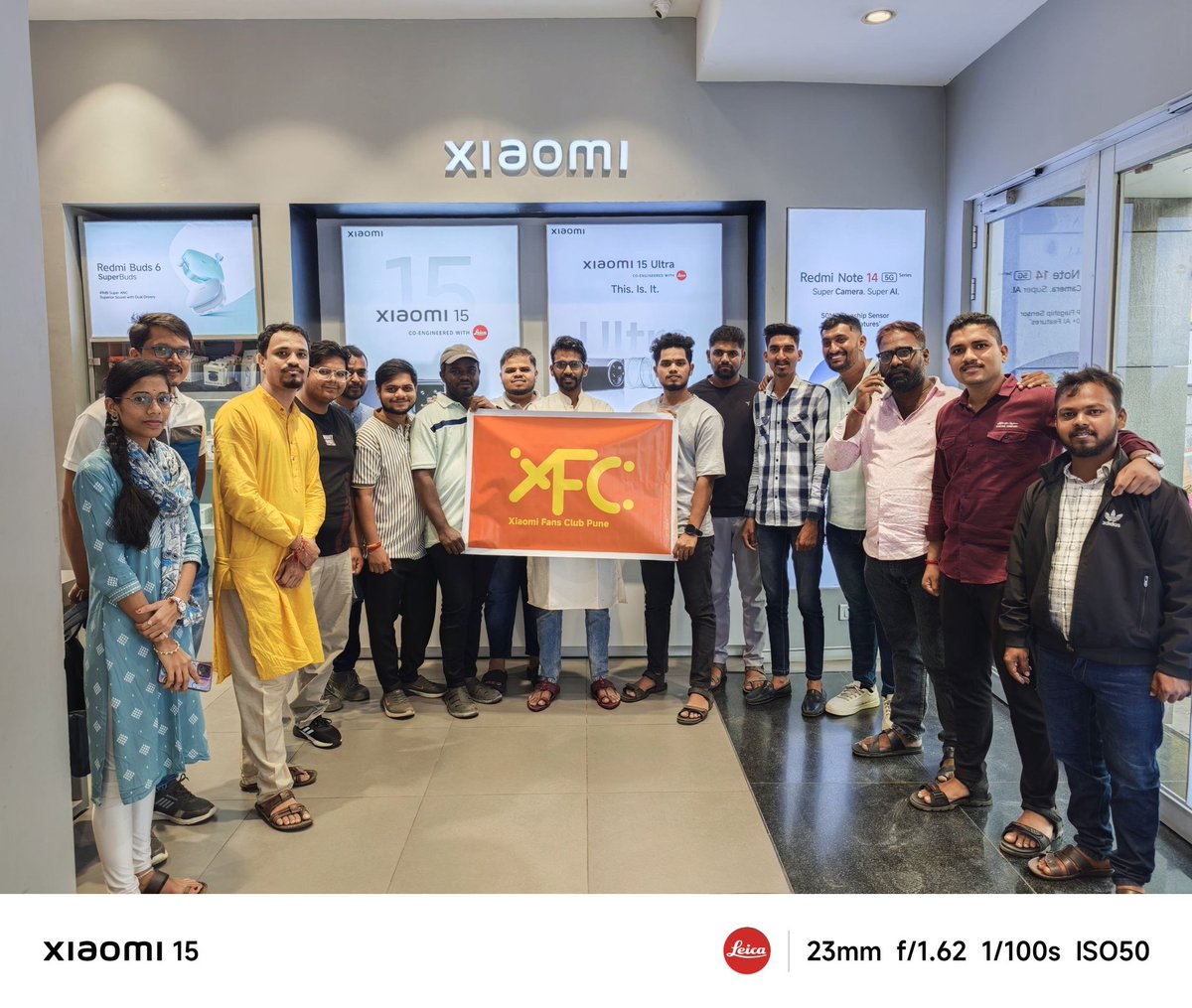 RRajvir1457's tweet image. XFC Pune Oct 25 Meet-up was all about festive vibes 🎉
Had an amazing time at the Mi Store discussing the Xiaomi Diwali Sale 💥
Excited for the new upcoming devices! 🚀
#xiaomiindia #redmiindia #xfcpune