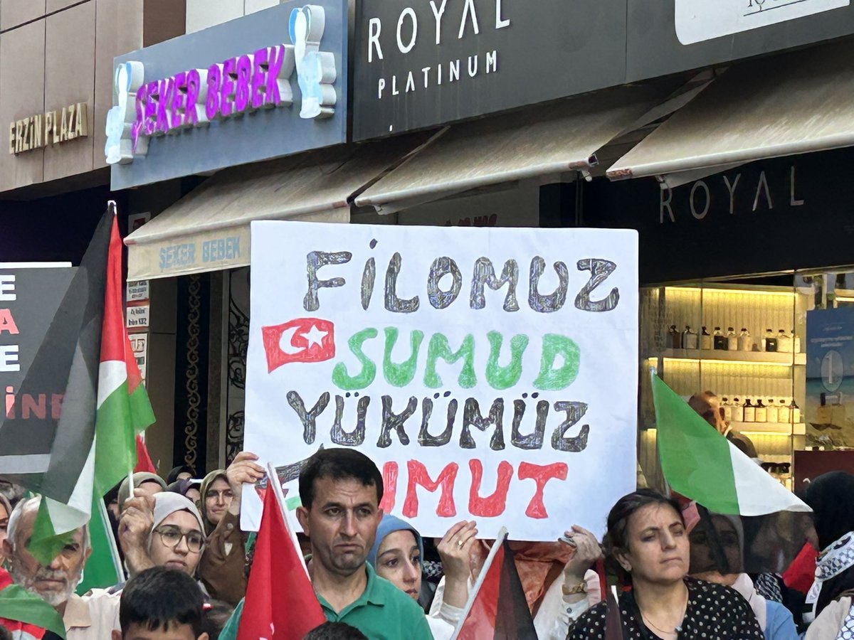 STK’ların ortak düzenlediği, İl Başkanlığımızın da destek verdiği ‘Sumud’a Omuz Ol’ etkinliğine katılım sağladık.
Gazze’ye umut, insanlığa vicdan olmak için bir aradayız.

#SumudaOmuzOl #GazzeİçinBirlikte #Hatay