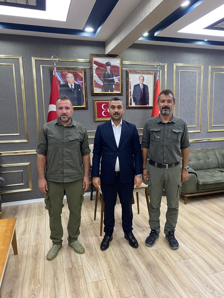 MHP Gerger İlçe Başkanımız Sn.Hasan ASLAN bey bizleri MHP Siverek İlçe başkanlığımızda Ziyaret ettiler…

Nazik ziyaretleri adına teşekkür ederiz… <a href="/E_SemihYalcin/">E. Semih Yalçın</a> <a href="/profzuhaltopcu/">Prof.Dr. Zühal TOPCU</a> <a href="/ismailozdemirrr/">İsmail ÖZDEMİR 🇹🇷</a>