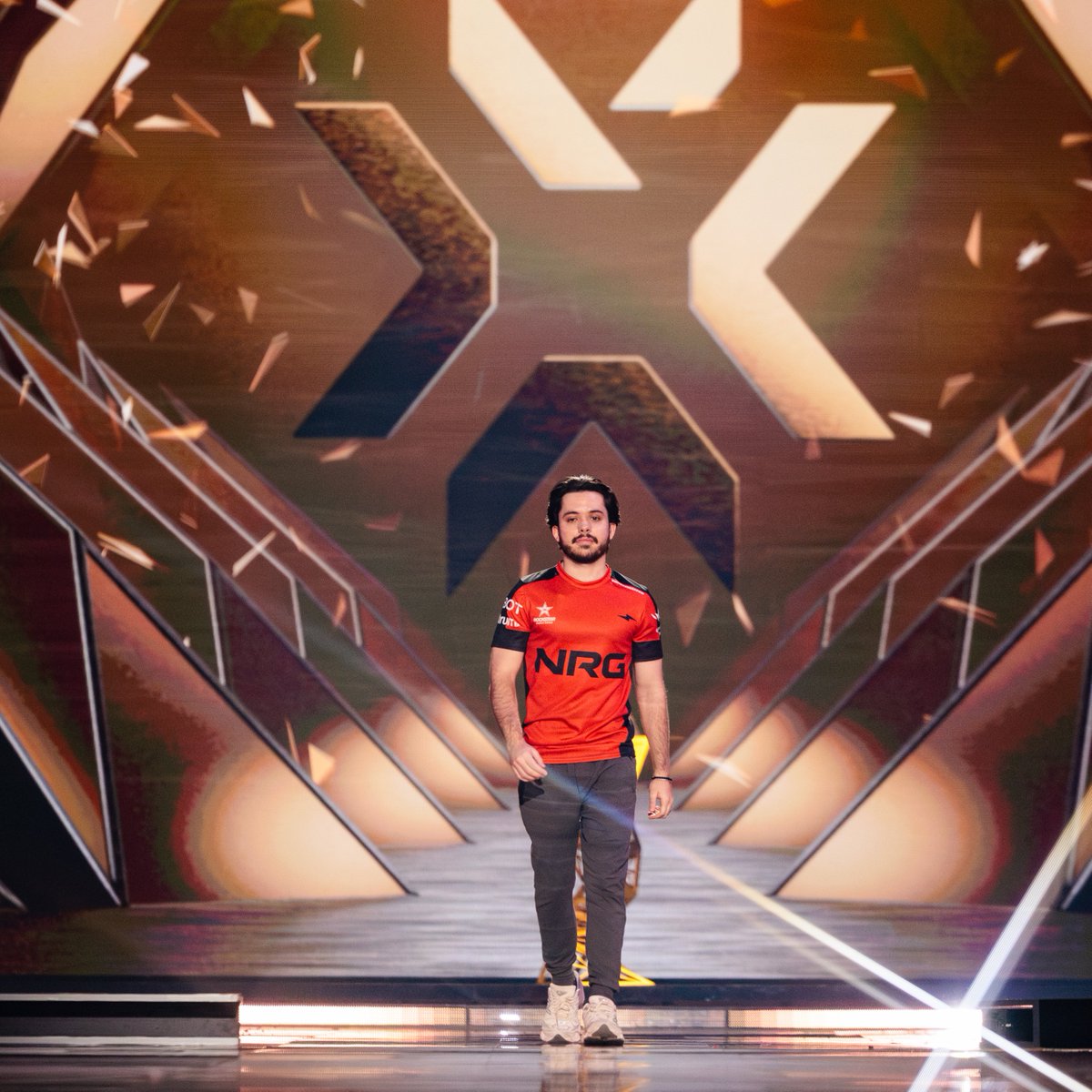 THE VERY FIRST TWO TIME WORLD CHAMP, <a href="/ethanarnold/">NRG Ethan</a>