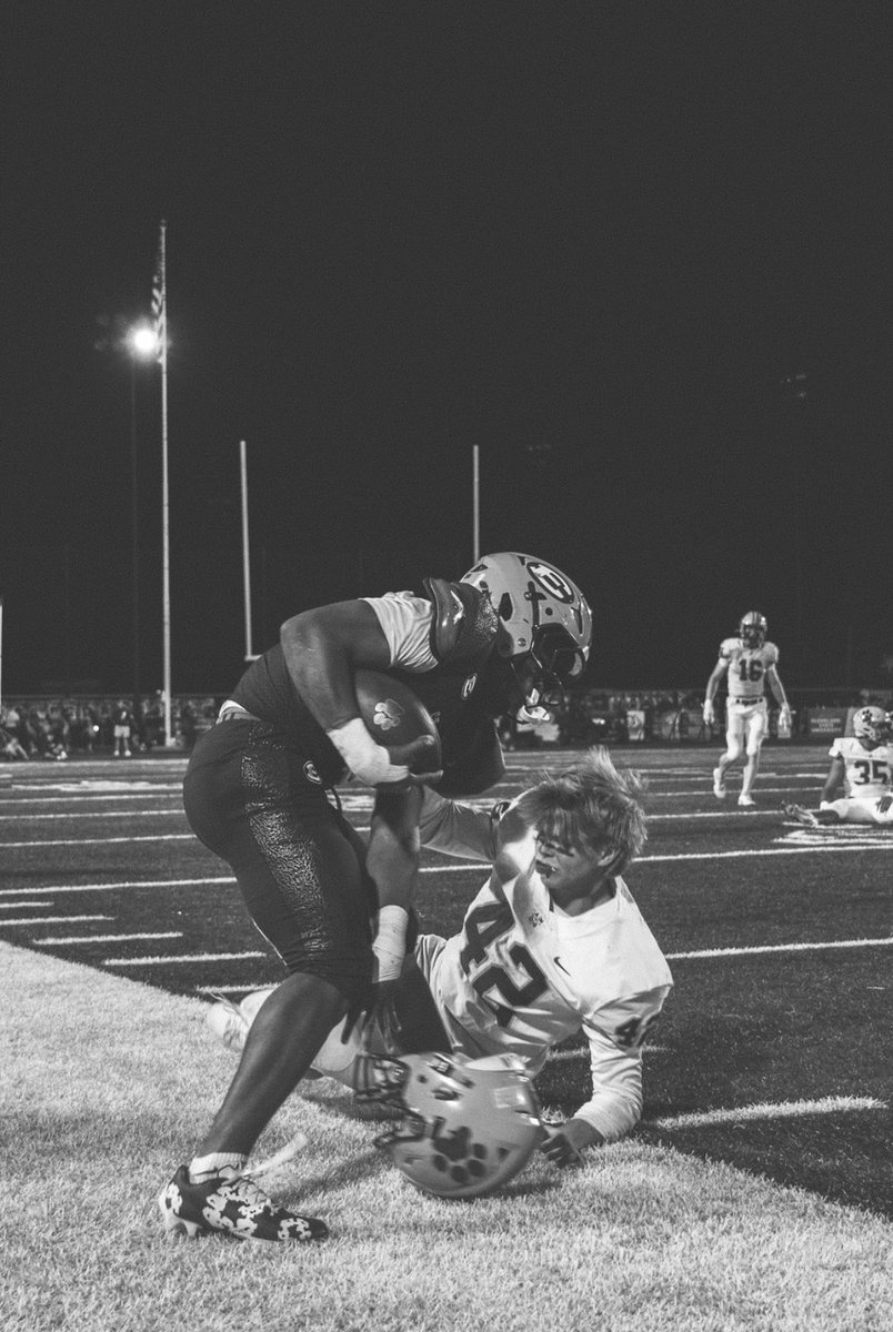 Brandon “Bdub”White (@whitebrandon26) on Twitter photo Week7 highlights Amazing team win and performance vs our rivals #RoadtoStates🏆 
<a href="/CoachNCole/">Coach Cole</a> <a href="/CoachCrenshaw/">Andre Crenshaw</a> <a href="/KyleWSteinhoff/">Kyle Steinhoff</a> <a href="/TreyKingDPP/">Trey King</a> <a href="/CoachCraw_/">Josh Crawford</a> <a href="/Ski_Axel/">Coach Ski Axel</a> <a href="/WazzuRogers/">Jimmy Rogers</a> <a href="/SEHS_FOOTBALL/">St. Edward Football</a> <a href="/castle3berry/">Jordan Castleberry🦍</a> 
Carries - 22
Rushing Yrd - 233
YPC - 10.6
AP -  295
hudl.com/v/2Su4JK Week7 highlights Amazing team win and performance vs our rivals #RoadtoStates🏆 
<a href="/CoachNCole/">Coach Cole</a> <a href="/CoachCrenshaw/">Andre Crenshaw</a> <a href="/KyleWSteinhoff/">Kyle Steinhoff</a> <a href="/TreyKingDPP/">Trey King</a> <a href="/CoachCraw_/">Josh Crawford</a> <a href="/Ski_Axel/">Coach Ski Axel</a> <a href="/WazzuRogers/">Jimmy Rogers</a> <a href="/SEHS_FOOTBALL/">St. Edward Football</a> <a href="/castle3berry/">Jordan Castleberry🦍</a> 
Carries - 22
Rushing Yrd - 233
YPC - 10.6
AP -  295
hudl.com/v/2Su4JK