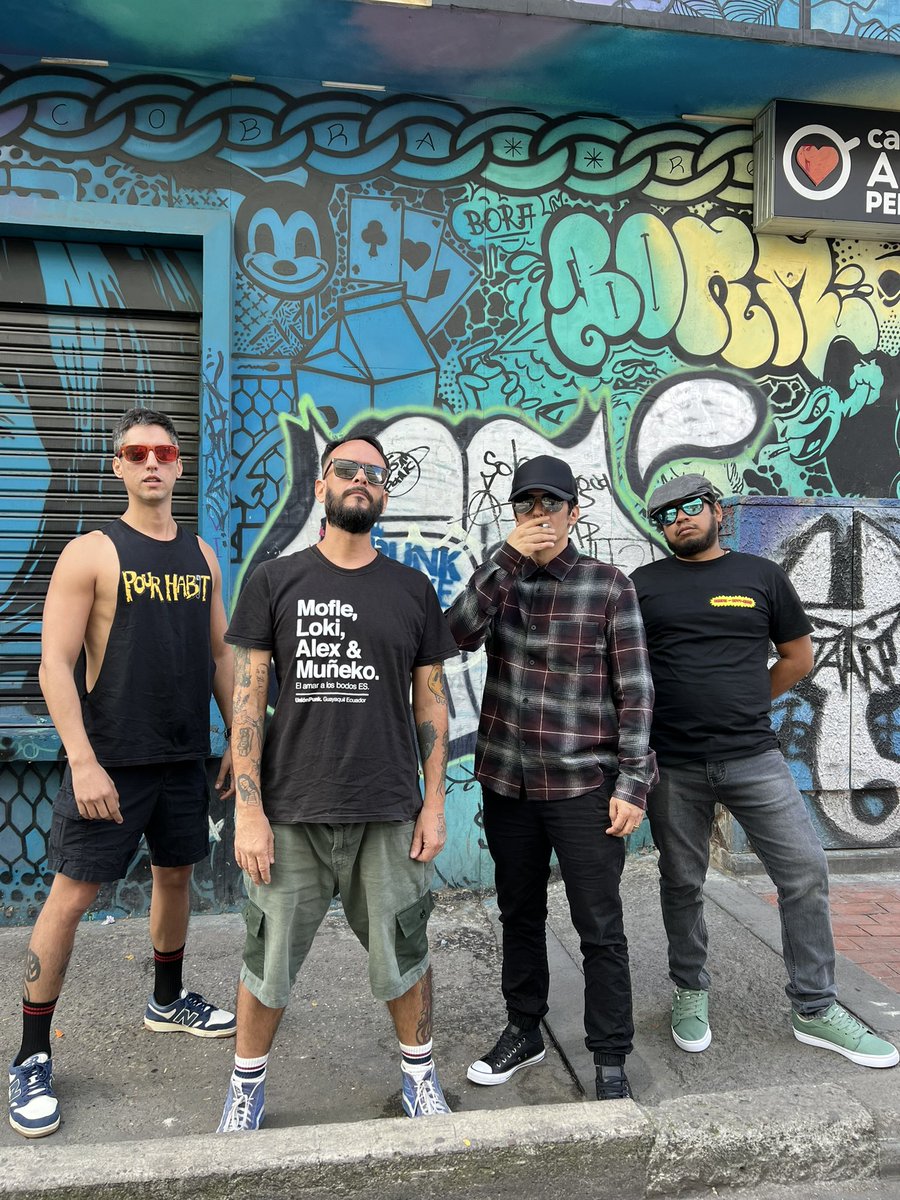 ¡Nos vemos hoy BOGOTÁ! Tocamos a las 5 pm y luego Lagwagon 🤘🏼