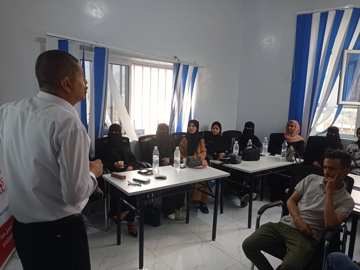 دشّنت #بيت_الصحافة اليوم أولى ورشها التدريبية بعنوان قوة الذكاء الاصطناعي بمسؤولية ضمن مشروع #AI_بالعربي الذي تنفذه <a href="/ARIJNetwork/">Arab Reporters for Investigative Journalism</a> و <a href="/GoogleNewsInit/">Google News Initiative</a>.

وهدفت الورشة إلى تعزيز فهم 15 صحفي وناشط لاستخدامات الذكاء الاصطناعي في العمل الصحفي، وتمكينهم من توظيف أدواته بشكلٍ مسؤول وأخلاقي.