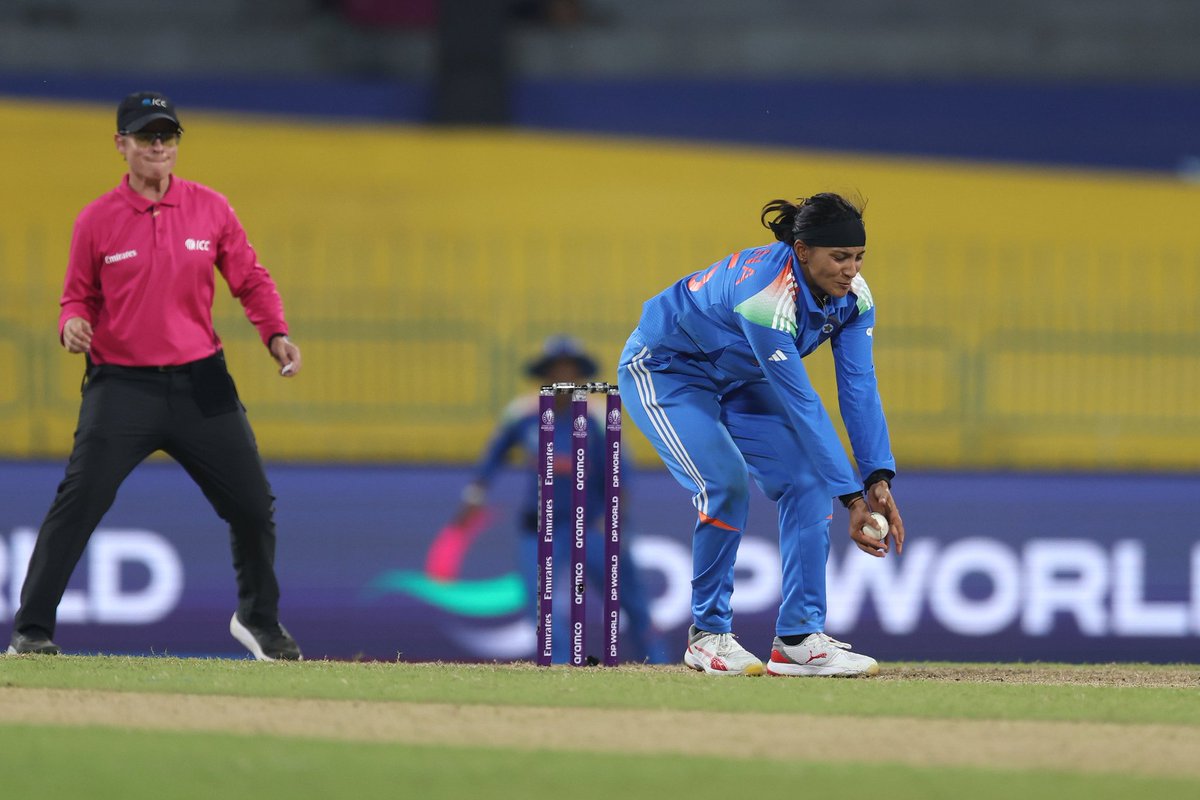 imArshit's tweet photo. Deepti Sharma 🤝 Sneh Rana
Off-spinners weaving their magic ✨
Back-to-back wickets for #TeamIndia!
The spin duo is on fire today! 💪🙌
#WomenInBlue | #CWC25 #SpinPower #WicketsGalore #Cricket https://t.co/Zk4BcffFUx
