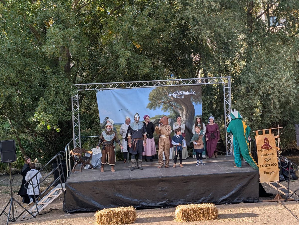 Gran éxito y afluencia de público en las actividades de la asociación de esta tarde. Gracias a todos por la asistencia.
Ha sido una <a href="/SemanaCidianaBu/">Semana Cidiana</a> estupenda.