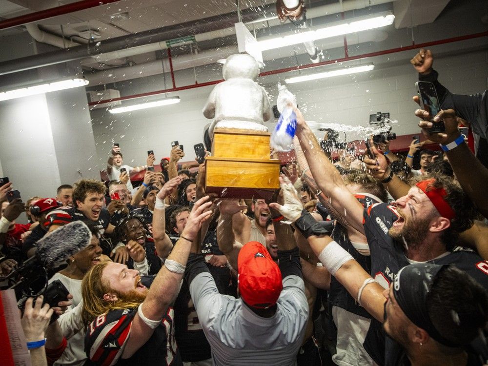 Carleton University breaks uOttawa's Panda Game winning streak ottawacitizen.com/news/ottawa-pa…