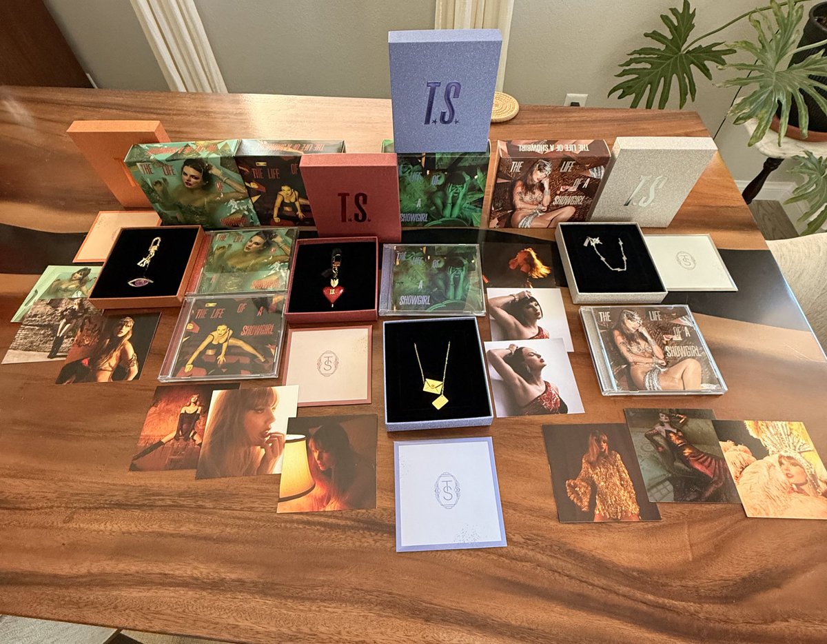 hunterjoerob's tweet photo. This packaging is insane tbh https://t.co/x6bmplZ3Cj