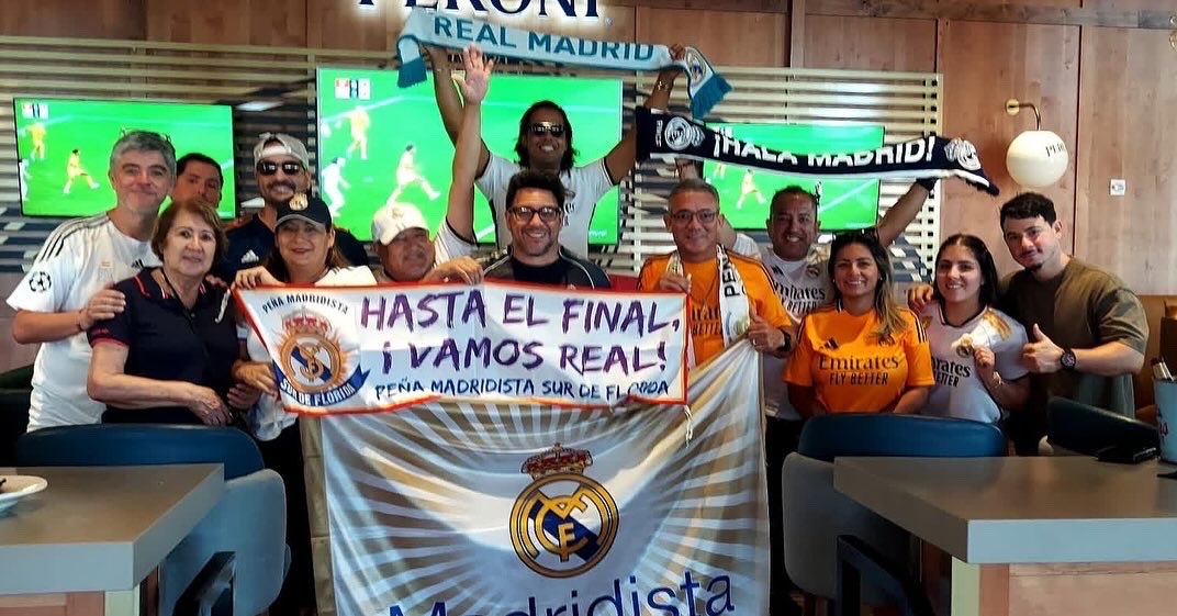 Buen Día Madridista ayer vivimos otra victoria desde nuestra casa @sportssocialdolphinmallfl y también con uno de nuestros socios Rodrigo desde el Santiago Bernabeú!! Gracias peñista por seguir alentando y compartir con nosotros. A seguir ganado y disfrutando!! Hala Madrid!