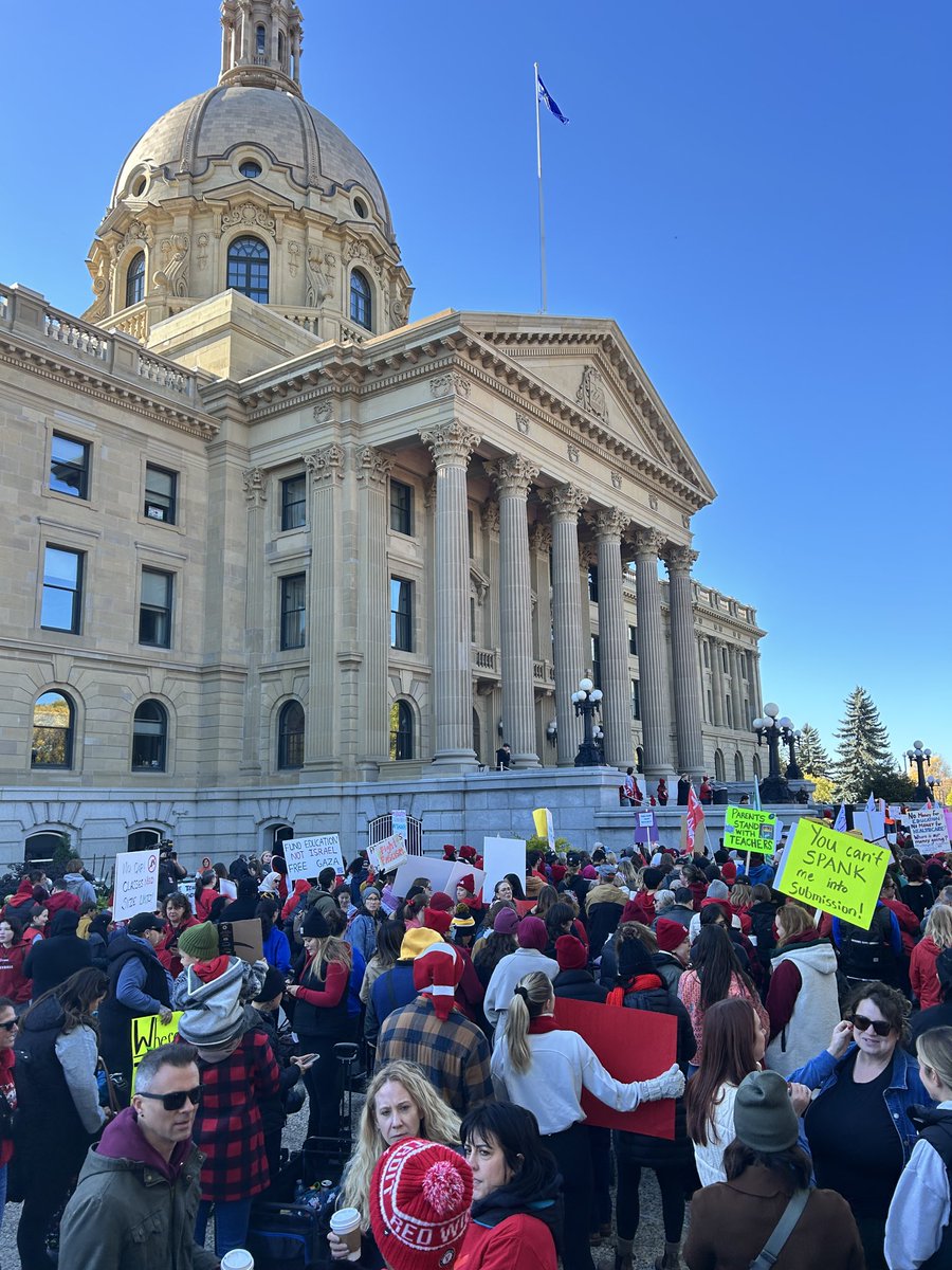 Colleen Yoshida tweet media