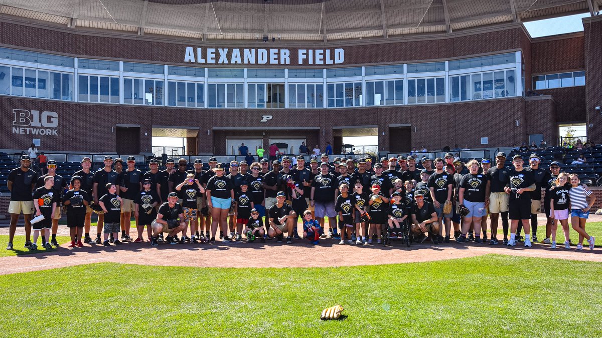 Always a joy to host the Tippy Stars &amp; share the Love of the Game. Beautiful Day at Alexander for our annual team-up. #BoilerUp ❤