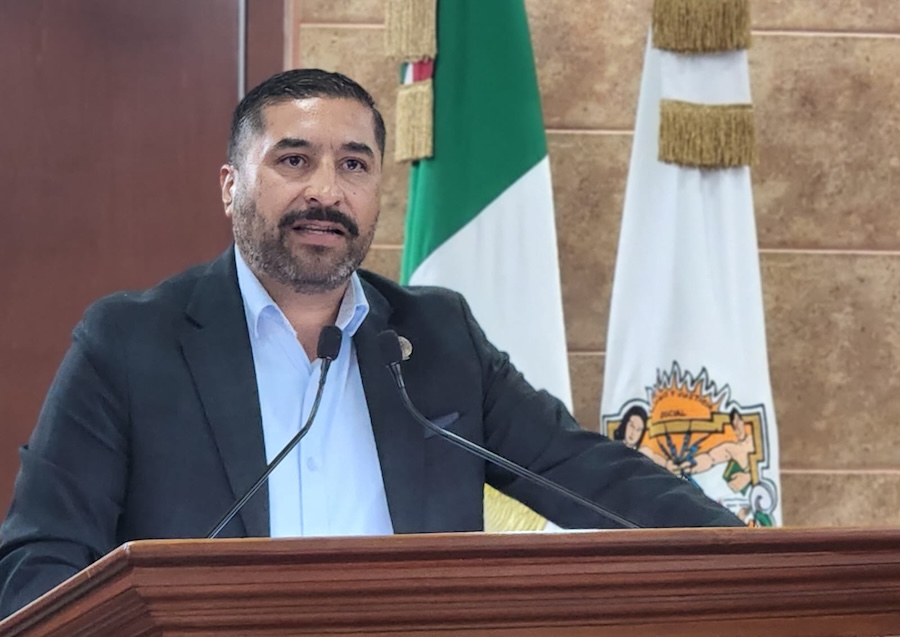 znortemedios's tweet image. 🚗💥 El Congreso de Baja California analiza sancionar a los “montachoques” y a quienes fingen ser abogados o funcionarios para extorsionar.
📜 La iniciativa del diputado Ramón Vázquez busca reforzar el Código Penal estatal.

👉 Más detalles
nuel.ink/3Vj5II #CongresoBC