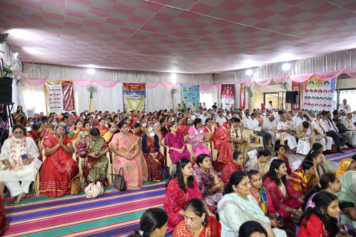 Hon Governor Shri Thawarchand Gehlot participated in the Guru Amar Samyam Amrit Maha Mahotsav &amp; Vishwa Shanti Japa Mahotsav held in Bengaluru.

The event was graced by Dakshina Surya Acharya Dr.Varun Muni Maharaj Saheb, Acharya Shri Pankaja Muni Maharaj Saheb,&amp; other dignitaries.