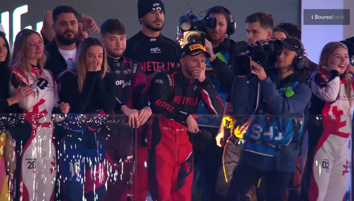 "Ne pleurez pas parce que c'est fini, pleurez parce que c'est arrivé" 💙🤍❤️ #GPExplorer3 #TheLastRace